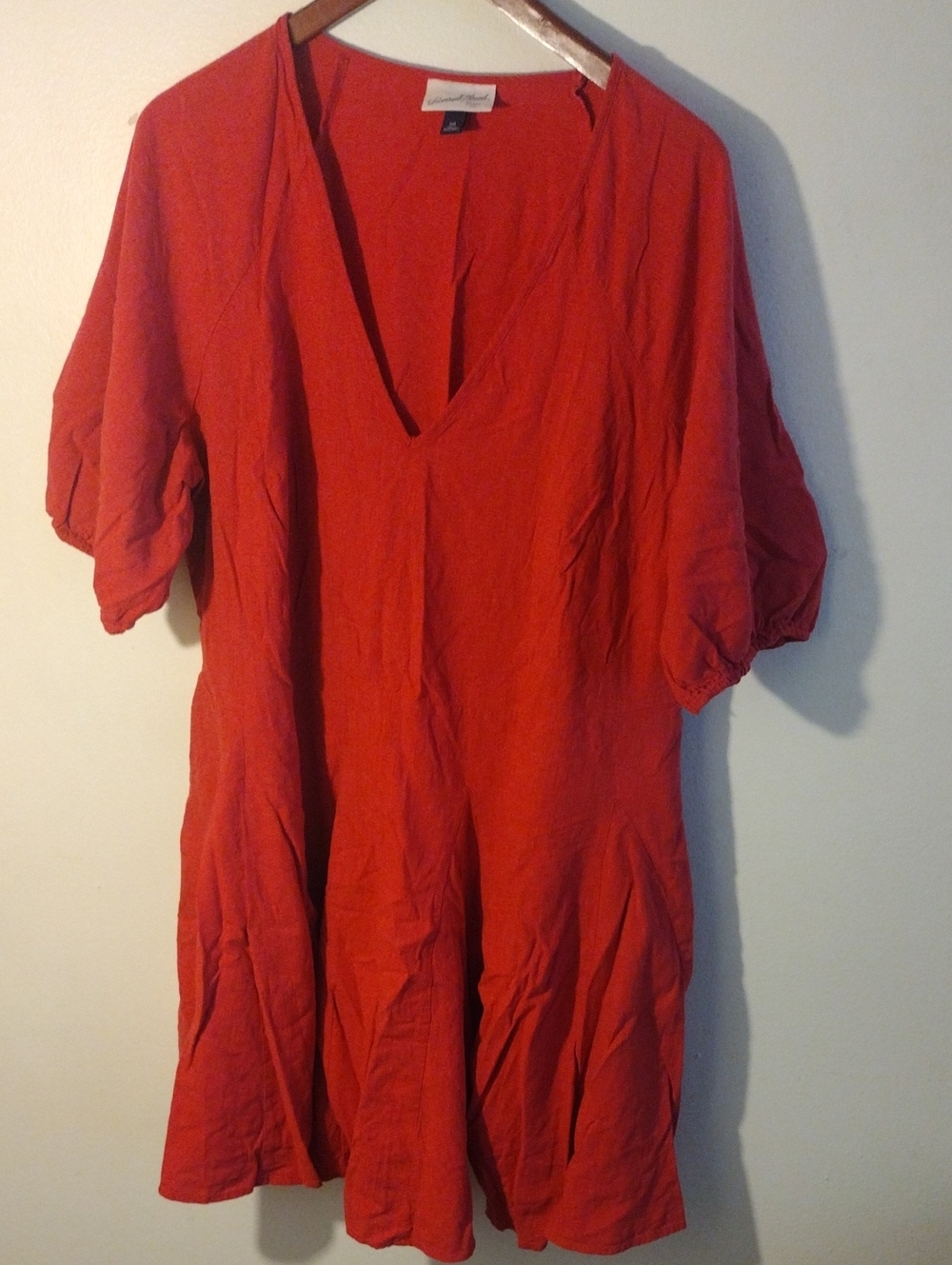 Universal Thread Women’s Red V-Neck Short Sleeve Dress With Pockets